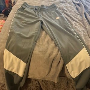 Gray Nike sweatpants